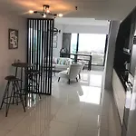 Sunrise Gurney Seaview Luxury Duplex
