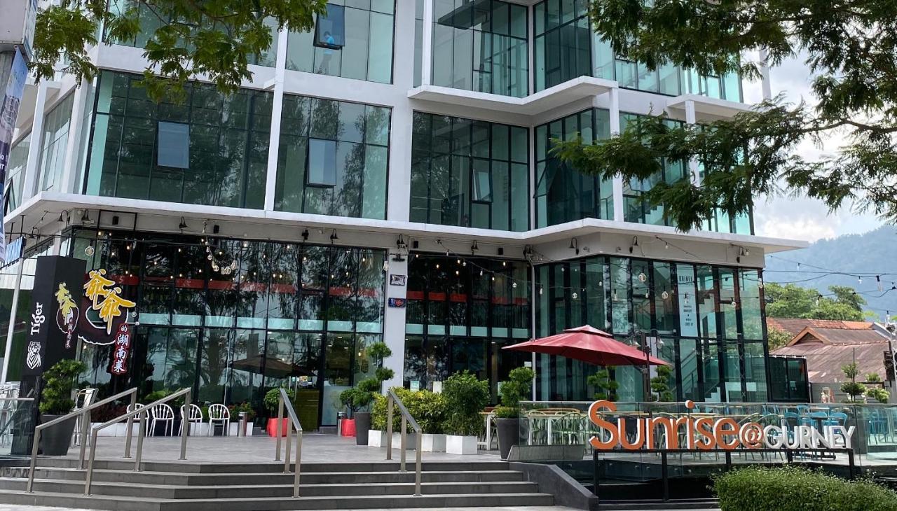 Sunrise Gurney Seaview Luxury Duplex *