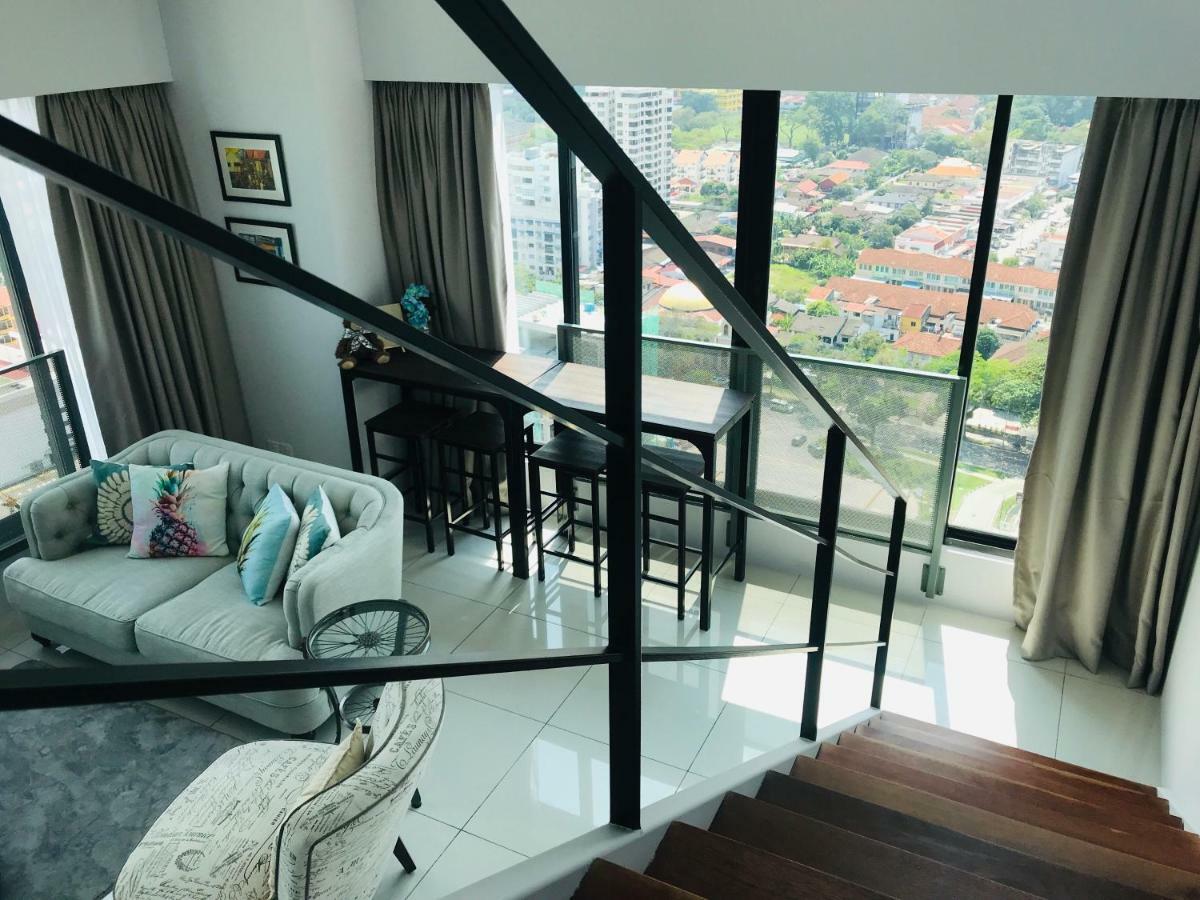 Sunrise Gurney Seaview Luxury Duplex Pangsapuri *